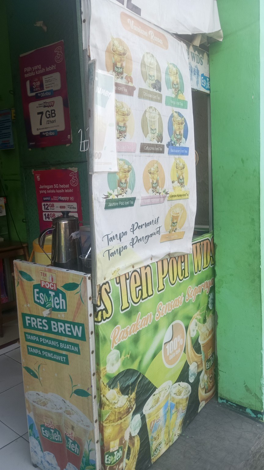 Booth Es Teh Homemade Tian Cell dengan aneka varian rasa
